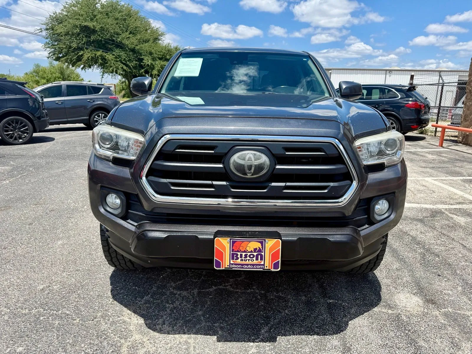2018 Toyota Tacoma SR5 - Photo 8