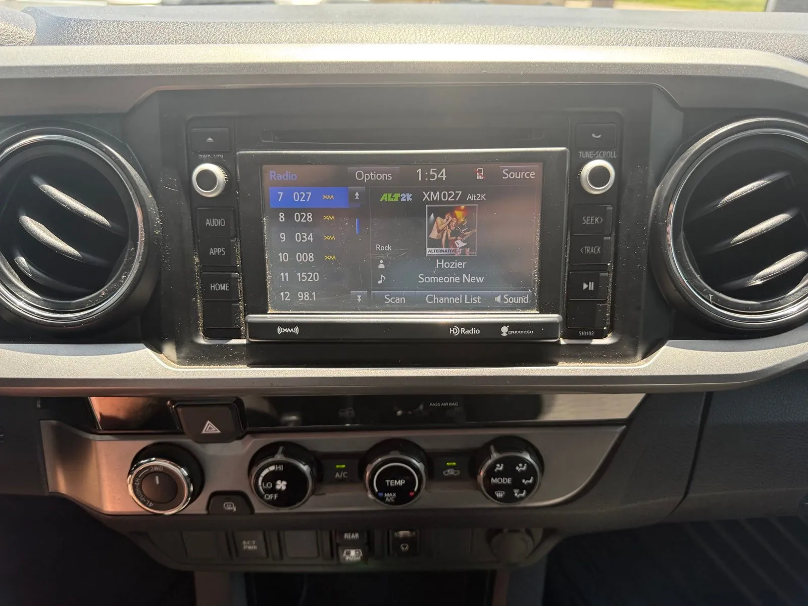 2018 Toyota Tacoma SR5 - Photo 19