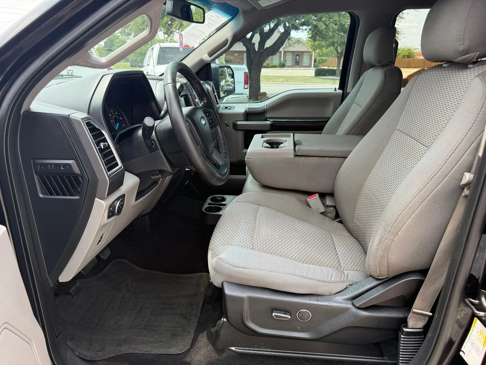 2016 Ford F-150 XLT - Photo 12