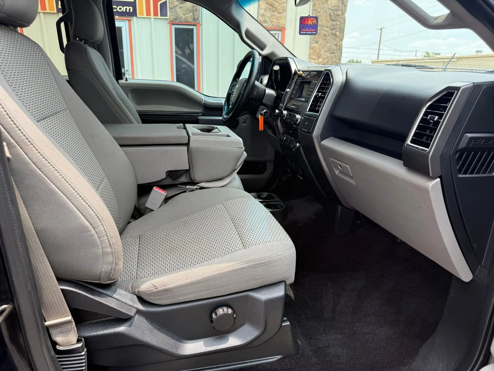 2016 Ford F-150 XLT - Photo 14