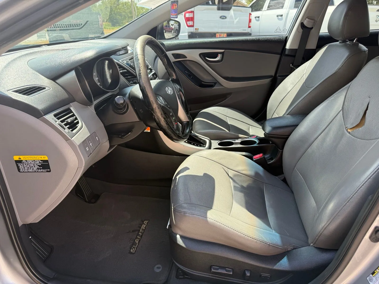 2015 Hyundai Elantra Limited - Photo 12
