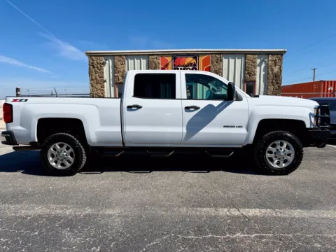 Photos of 2015 Chevrolet Silverado 2500 HD LT for sale in Abilene, TX at BISON AUTO