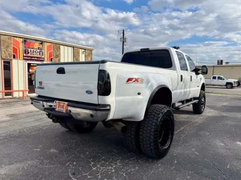 Another view of 2006 Ford F-350SD Lariat for sale in Abilene, TX at BISON AUTO