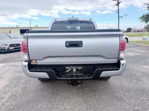 More photos of 2019 Toyota Tacoma Limited at BISON AUTO, TX