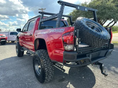 More photos of 2017 Toyota Tacoma TRD Off-Road at BISON AUTO, TX