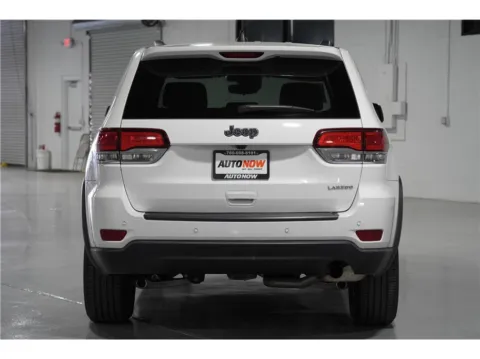 More photos of 2021 Jeep Grand Cherokee Laredo E Sport Utility 4D at AutoNow, CA