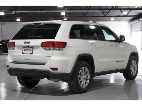 More photos of 2021 Jeep Grand Cherokee Laredo E Sport Utility 4D at AutoNow, CA