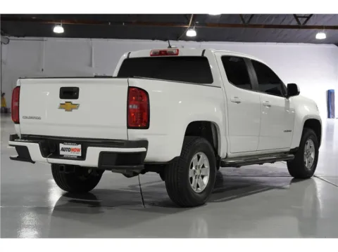 More photos of 2015 Chevrolet Colorado Crew Cab Work Truck Pickup 4D 5 ft at AutoNow, CA