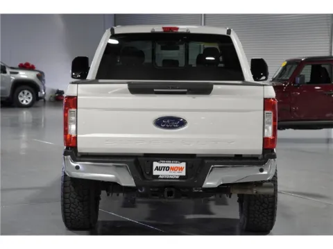 More photos of 2017 Ford F250 Super Duty Crew Cab XL Pickup 4D 6 3/4 ft at AutoNow, CA