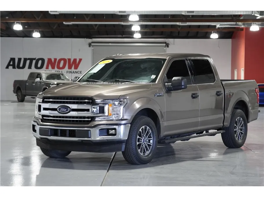 Brown 2018 Ford F-150 SuperCrew Cab XLT Pickup 4D 5 1/2 ft for sale in Indio, CA