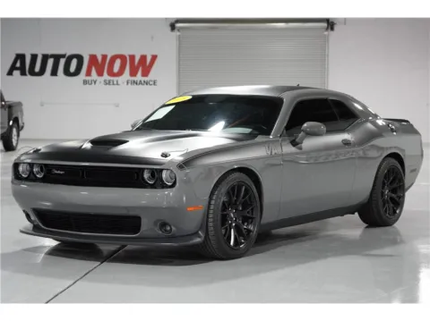Gray 2019 Dodge Challenger R/T Coupe 2D for sale in Indio, CA