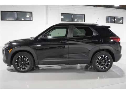 More photos of 2023 Chevrolet Trailblazer LT Sport Utility 4D at AutoNow, CA