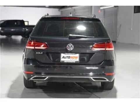 More photos of 2019 Volkswagen Golf SportWagen TSI S Wagon 4D at AutoNow, CA