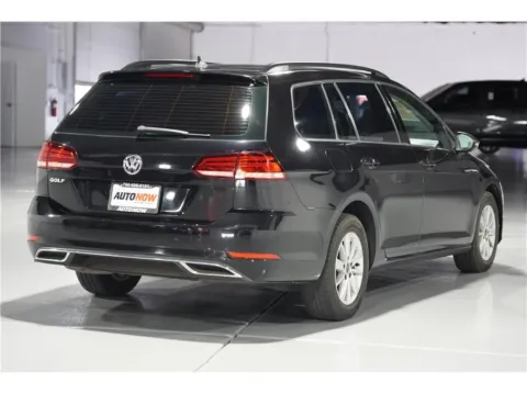 More photos of 2019 Volkswagen Golf SportWagen TSI S Wagon 4D at AutoNow, CA