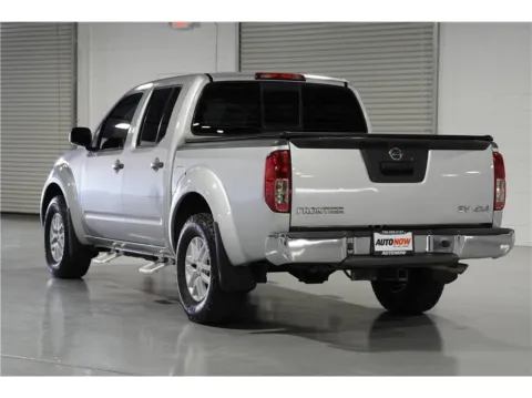 Another view of 2017 Nissan Frontier Crew Cab SV (2017.5) Pickup 4D 5 ft for sale in Indio, CA at AutoNow