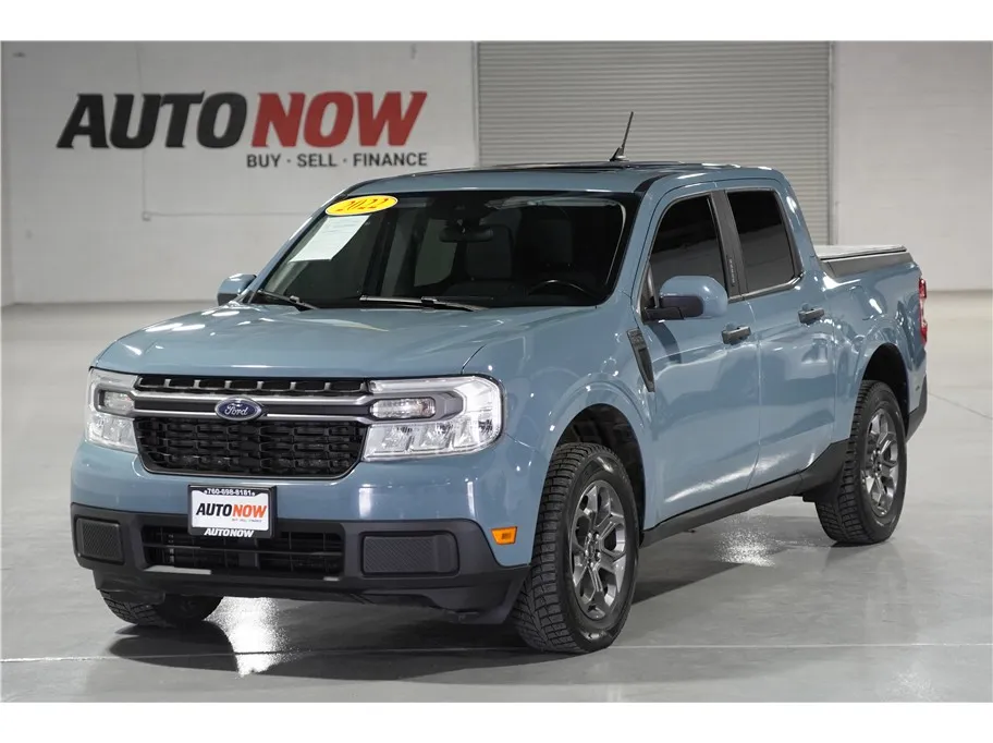 Blue 2022 Ford Maverick XLT SuperCrew Pickup 4D 4 1/2 ft for sale in Indio, CA