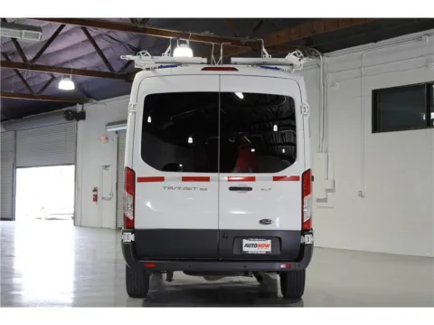 More photos of 2017 Ford Transit 150 Wagon XLT w/Medium Roof w/Sliding Side Door Van 3D at AutoNow, CA