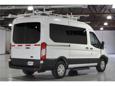 More photos of 2017 Ford Transit 150 Wagon XLT w/Medium Roof w/Sliding Side Door Van 3D at AutoNow, CA