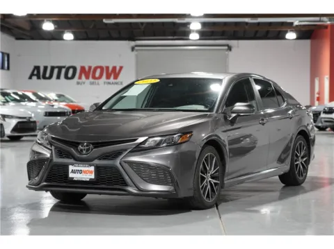 Gray 2022 Toyota Camry SE Sedan 4D for sale in Indio, CA