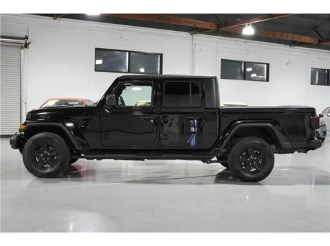 Photos of 2021 Jeep Gladiator California Edition Pickup 4D 5 ft for sale in Indio, CA at AutoNow