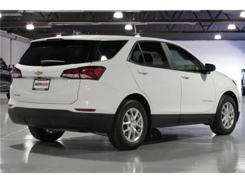 More photos of 2022 Chevrolet Equinox LS Sport Utility 4D at AutoNow, CA