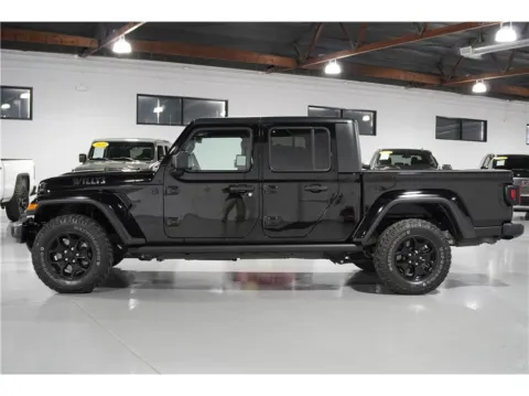 Photos of 2021 Jeep Gladiator Willys Pickup 4D 5 ft for sale in Indio, CA at AutoNow