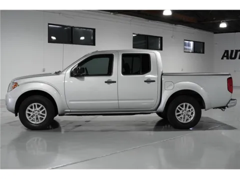 Photos of 2018 Nissan Frontier Crew Cab SV Pickup 4D 5 ft for sale in Indio, CA at AutoNow
