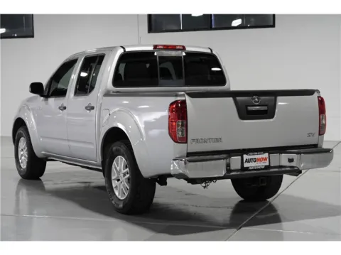 Another view of 2018 Nissan Frontier Crew Cab SV Pickup 4D 5 ft for sale in Indio, CA at AutoNow