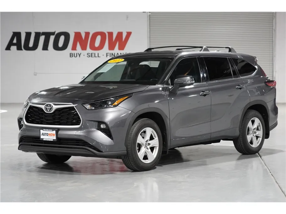 Gray 2022 Toyota Highlander LE Sport Utility 4D for sale in Indio, CA