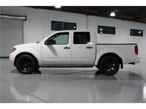 Photos of 2021 Nissan Frontier Crew Cab SV Pickup 4D 5 ft for sale in Indio, CA at AutoNow