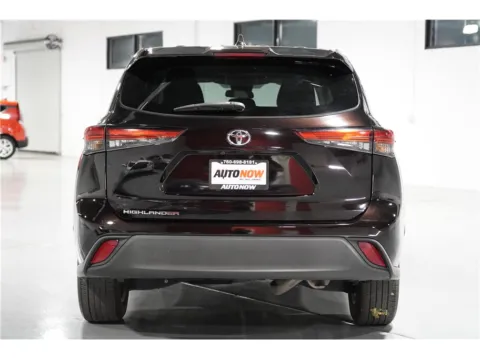 More photos of 2020 Toyota Highlander L Sport Utility 4D at AutoNow, CA