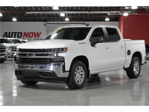 White 2020 Chevrolet Silverado 1500 Crew Cab LT Pickup 4D 5 3/4 ft for sale in Indio, CA