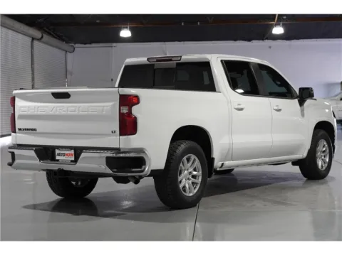 More photos of 2020 Chevrolet Silverado 1500 Crew Cab LT Pickup 4D 5 3/4 ft at AutoNow, CA