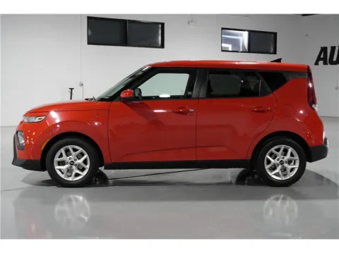 Photos of 2021 Kia Soul S Wagon 4D for sale in Indio, CA at AutoNow