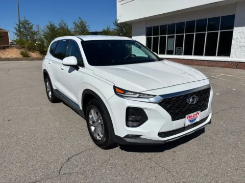 White 2019 Hyundai Santa Fe SEL for sale in Eden, NC