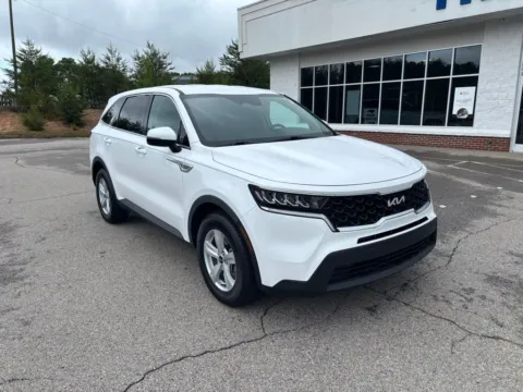 More photos of 2022 Kia Sorento LX at Tri-City Chevrolet Buick GMC Ford, NC