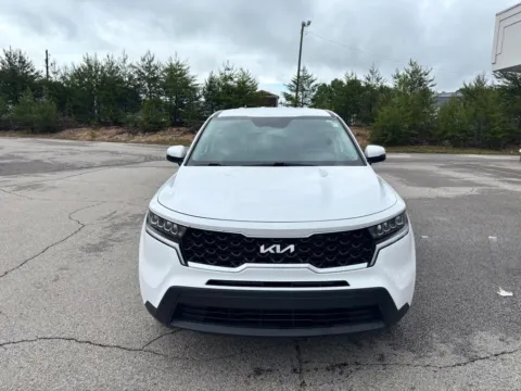 More photos of 2022 Kia Sorento LX at Tri-City Chevrolet Buick GMC Ford, NC