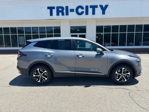 More photos of 2023 Kia Sportage EX at Tri-City Chevrolet Buick GMC Ford, NC