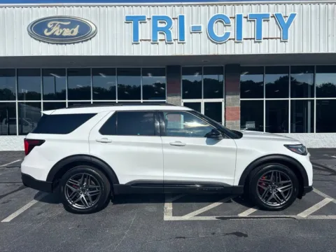 White 2025 Ford Explorer ST for sale in Eden, NC
