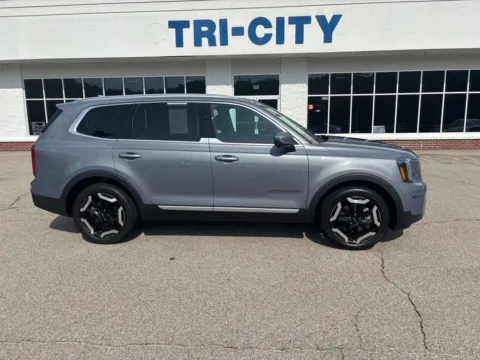 More photos of 2025 Kia Telluride S at Tri-City Chevrolet Buick GMC Ford, NC