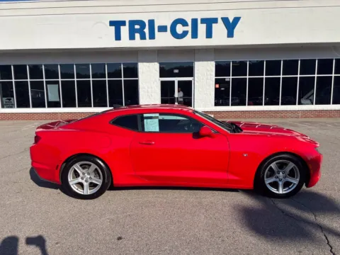 More photos of 2020 Chevrolet Camaro 1LT at Tri-City Chevrolet Buick GMC Ford, NC