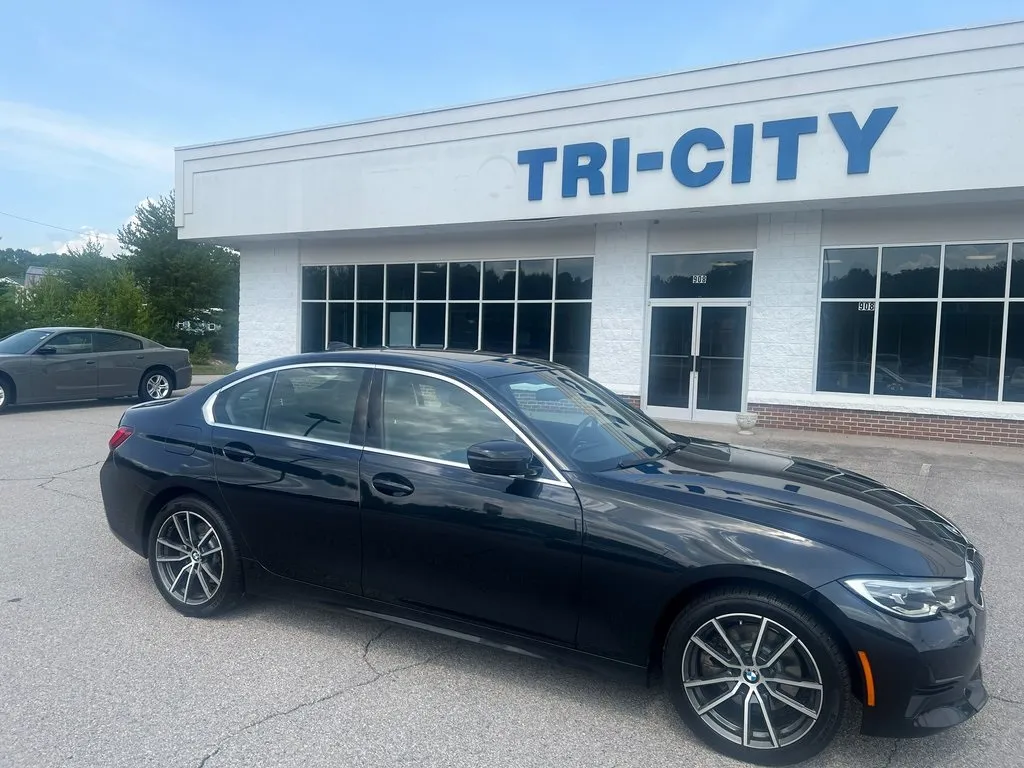 Black 2022 BMW 3 Series 330i xDrive for sale in Eden, NC