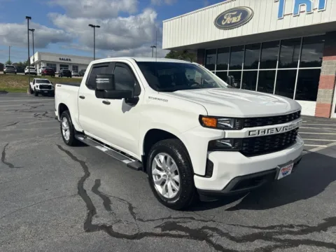 White 2019 Chevrolet Silverado 1500 Custom for sale in Eden, NC
