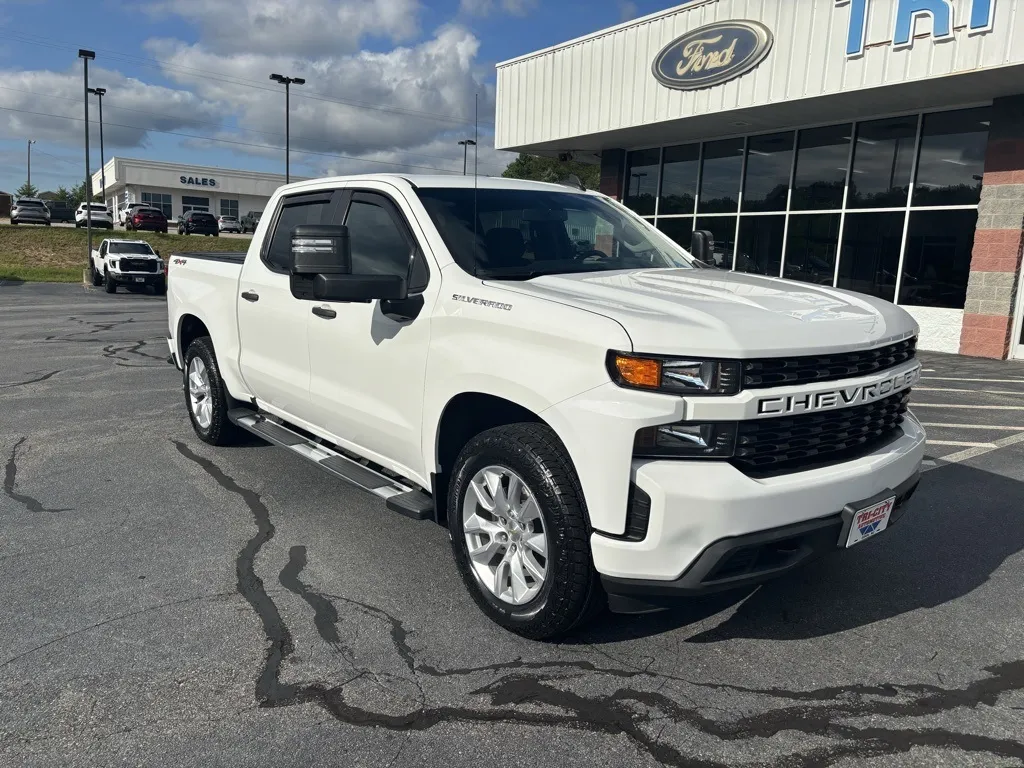 White 2019 Chevrolet Silverado 1500 Custom for sale in Eden, NC