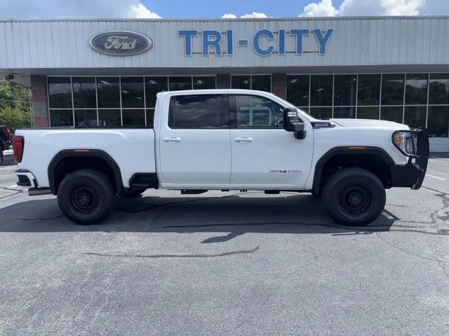 White 2023 GMC Sierra 2500HD AT4 for sale in Eden, NC