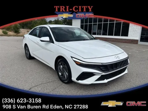 White 2024 Hyundai Elantra SEL for sale in Eden, NC