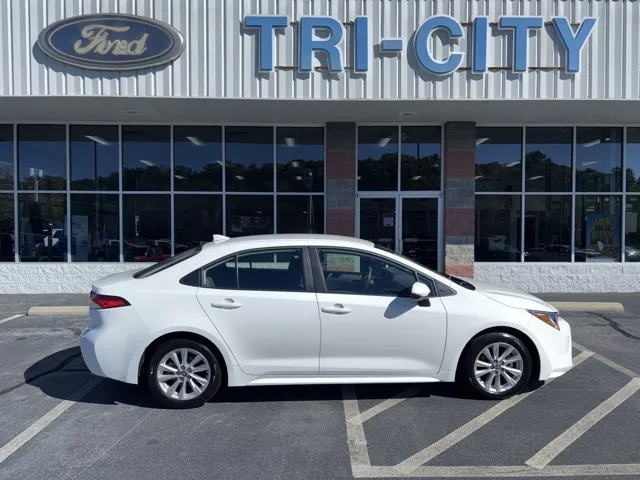 White 2024 Toyota Corolla LE for sale in Eden, NC