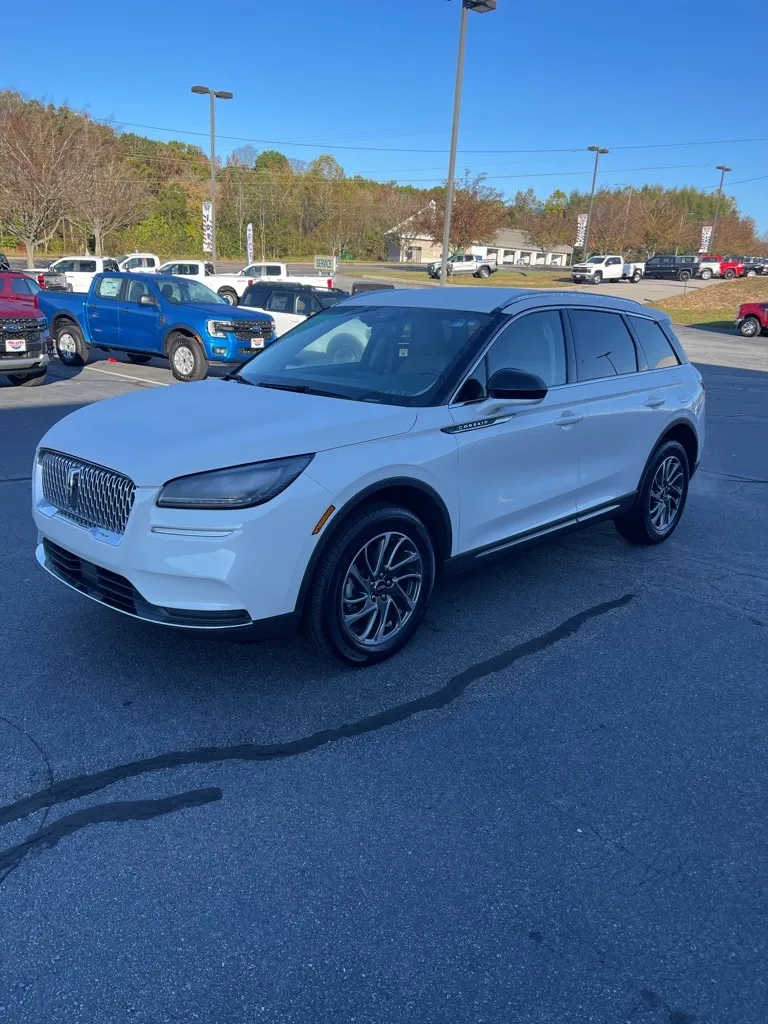 White 2022 Lincoln Corsair Standard for sale in Eden, NC