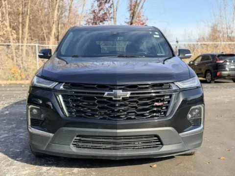 Photos of 2022 Chevrolet Traverse RS for sale in Davison, MI at Hank Graff Chevrolet Davison