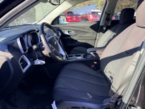 More photos of 2015 Chevrolet Equinox LT at Hank Graff Chevrolet Davison, MI